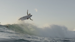 【動画】16歳のサーファーKael Walsh(ケール・ウォルシュ)