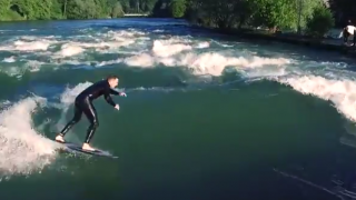 【動画】スイスのブレームガルテンにてリバーサーフィン！