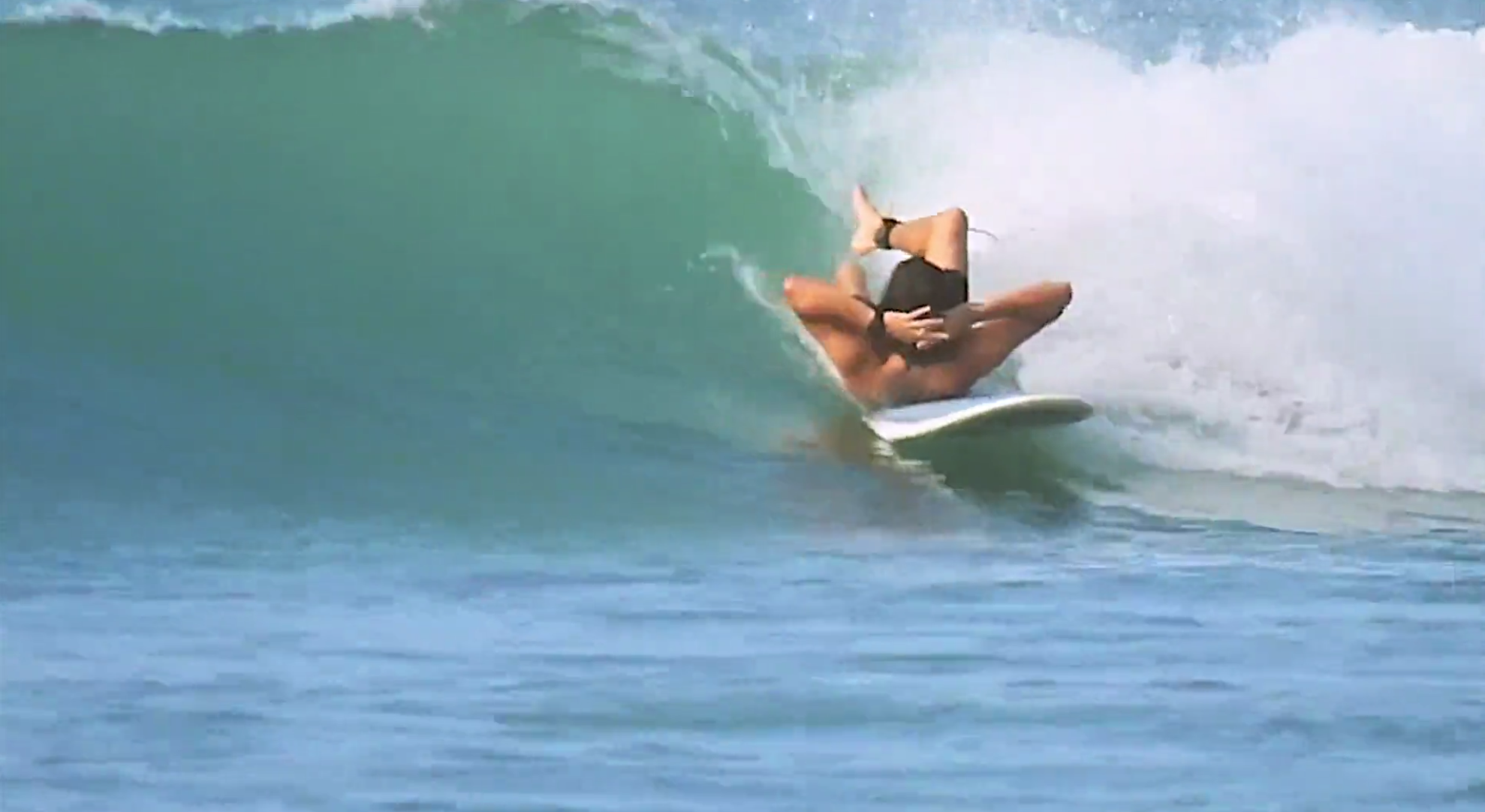 夜のサーファー 夜のサーファー hq720.jpg?sqp=-