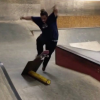 【動画】おデブだけど、スケートボードを機敏に操るスケーター